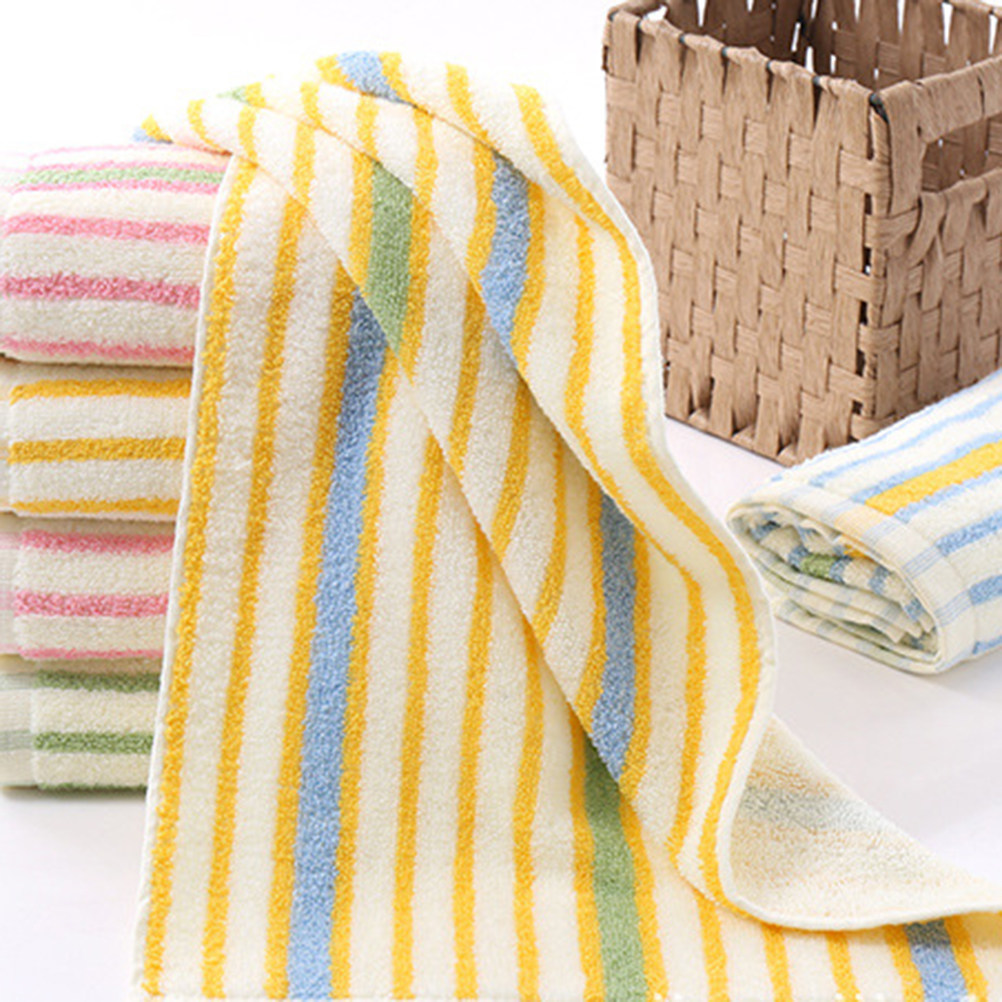 4-teiliges Set Bunte Gestreift – Home Textiles In Pakistan Bewertung und Preis