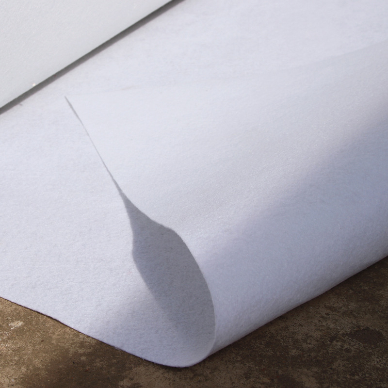 Weißer Teppich aus Vliesstoff, – Home Textiles Exhibition Bewertung und Preis
